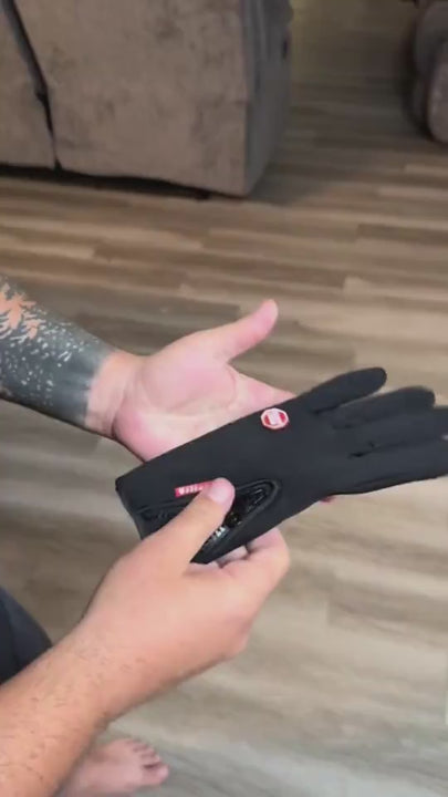 Winter Gloves Touch Screen Riding Motorcycle Sliding Waterproof Sports Gloves With Fleece.